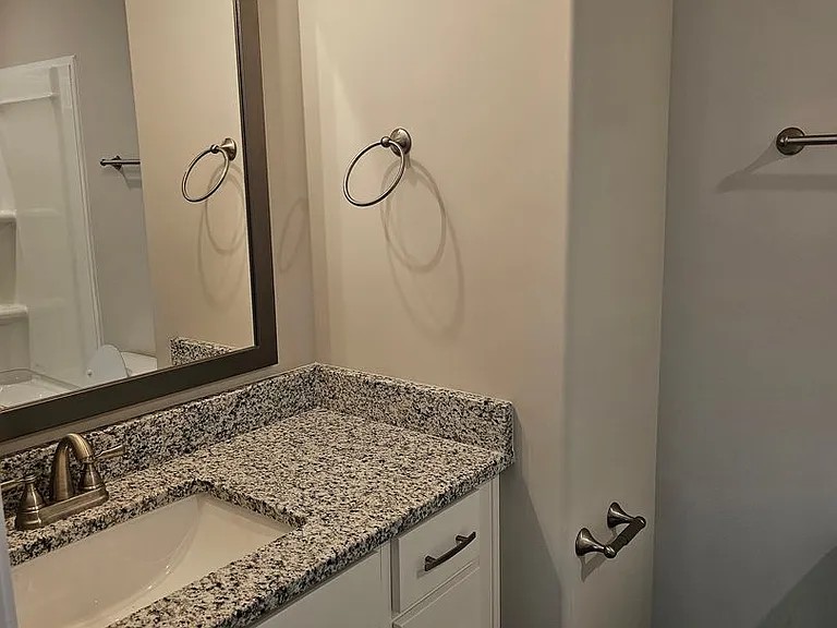 134 Walnut St #A — Photo 24