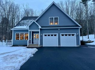 302 Flanders Rd, Henniker, NH 03242