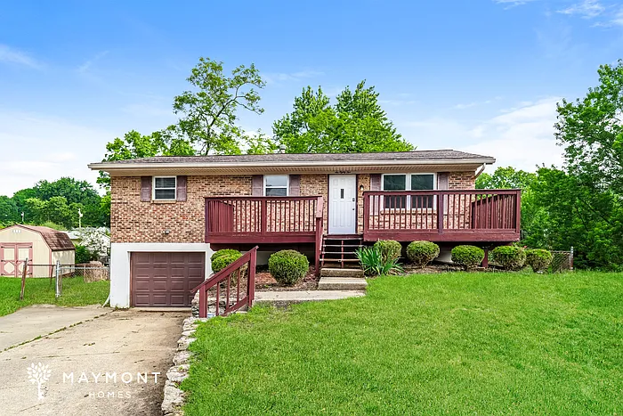 682 Mimosa Ct — Photo 1