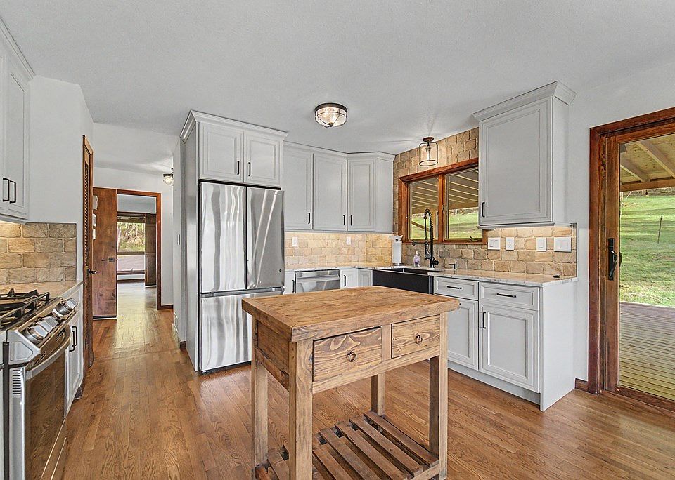 20th image of 3956 Franks Creek Rd
