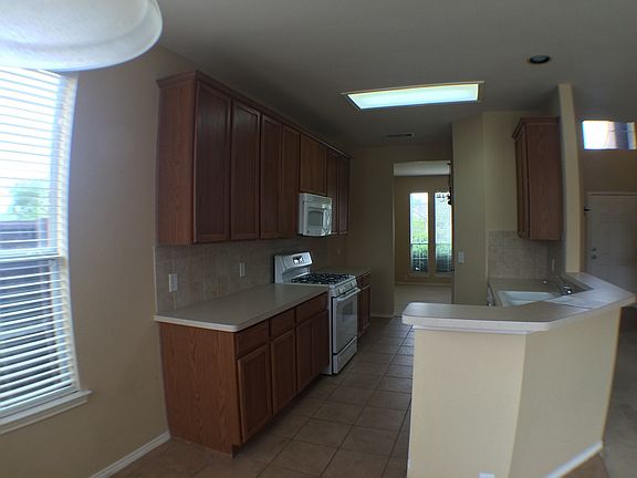 5th image of 2509 Nueces Cv