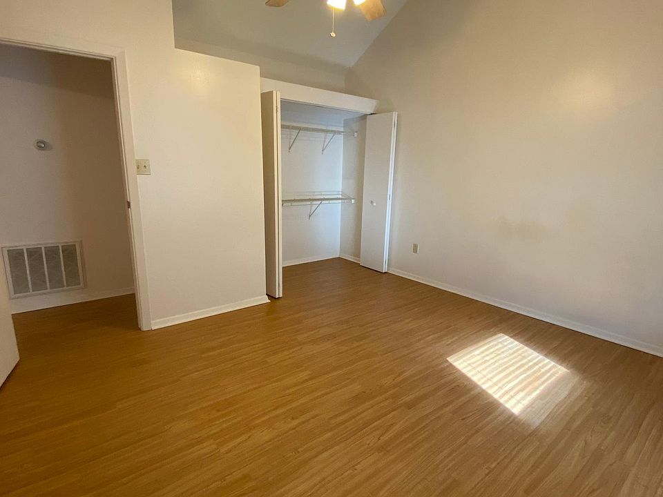 2nd image of 507 California Hollow Rd APT 2