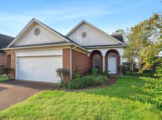 8637 Eagle View Dr, Cordova, TN 38018
