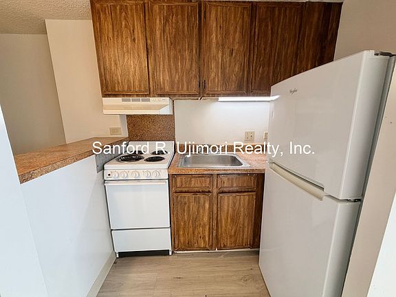 3rd image of 98-288 Kaonohi St APT 1805