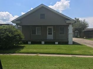 704 Lafourche Dr, Thibodaux, LA 70301