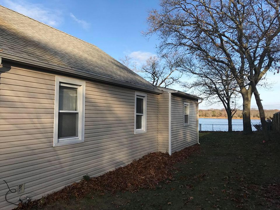 2nd image of 115 Overlook Dr