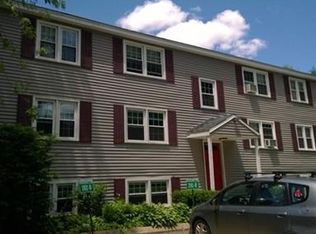 77 Hall Rd APT 301B, Sturbridge, MA 01566