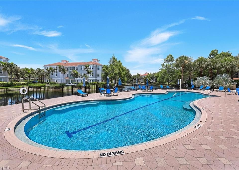 1st image of 23600 Walden Center DR #105