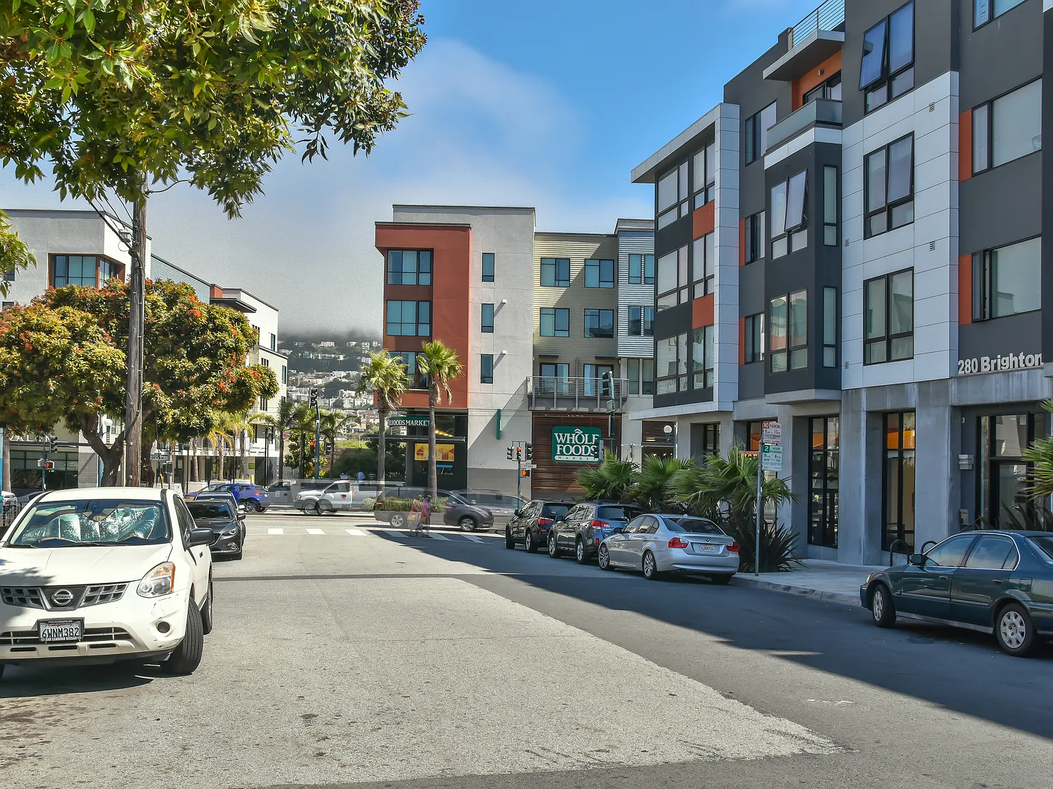 280 Brighton Luxury Apartments — Photo 4