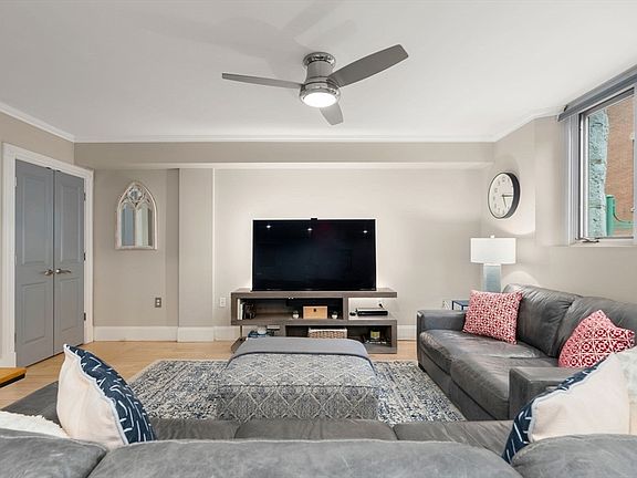 4th image of 45 W Broadway #111
