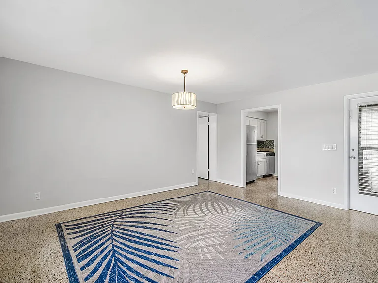 5615 N Ocean Blvd #10 — Photo 9