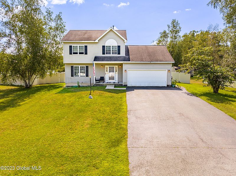 2nd image of 58 Evelyn Drive