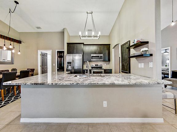 3rd image of 22 Sounders Trail Cir