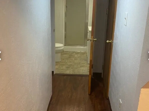 442 Eleanor St, Pitcairn, PA