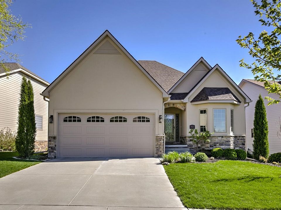 1st image of 9121 Medinah Dr