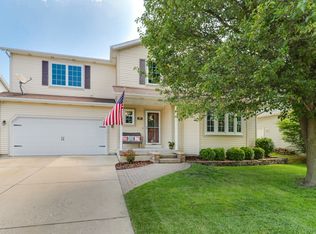 2211 Case Dr, Bloomington, IL 61701