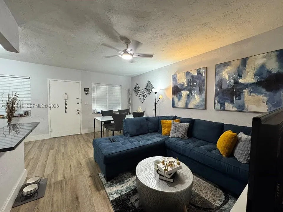 1860 Venice Park Dr #224