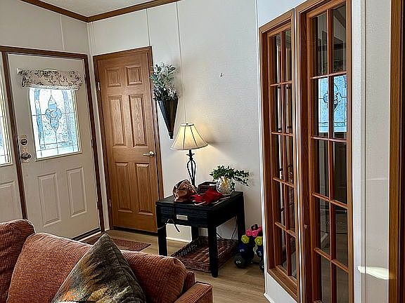 3rd image of 292 Westbrook Blvd