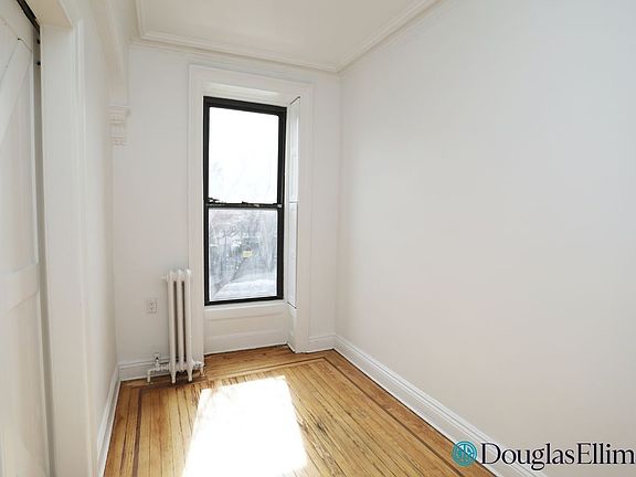 5th image of 469 Myrtle Ave #2A
