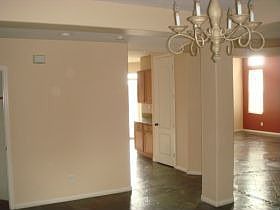 4th image of 6940 Forest Gate St
