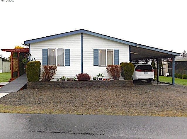 1st image of 701 NW Warrenton Dr Unit 28