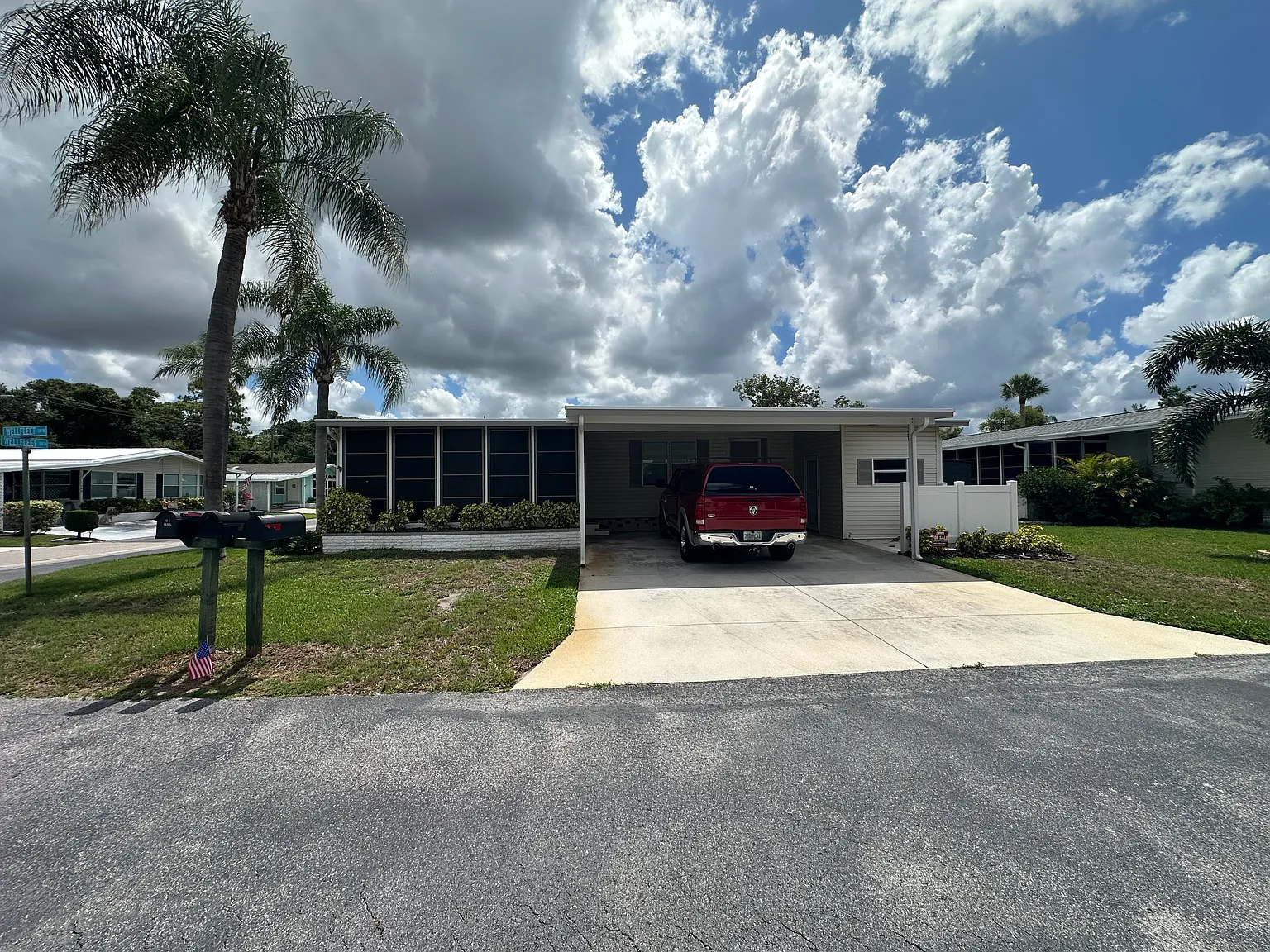 2 bed, 1288 sqft, $2,100 — Photo 2