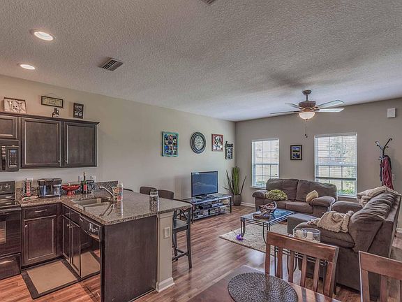 5th image of 2734 HOLLYBROOK Lane #4B