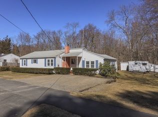 183 Linden St, South Hamilton, MA 01982