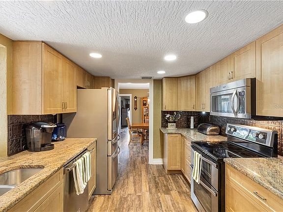 5th image of 4212 Southwell Way
