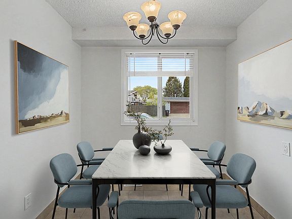 4th image of 9 B Clareview Vl NW