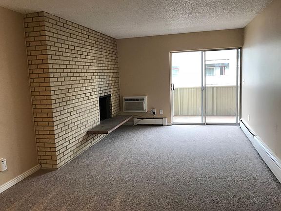 2nd image of 4110 E Hale Pkwy #4G