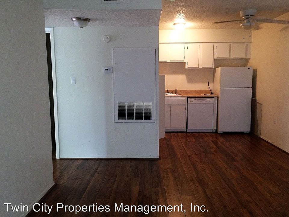 1st image of 500 E 31st St APT 112