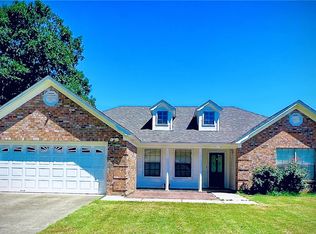128 Eastline Rd, Wake Village, TX 75501