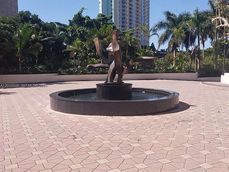 2333 Brickell Ave #602 — Photo 28