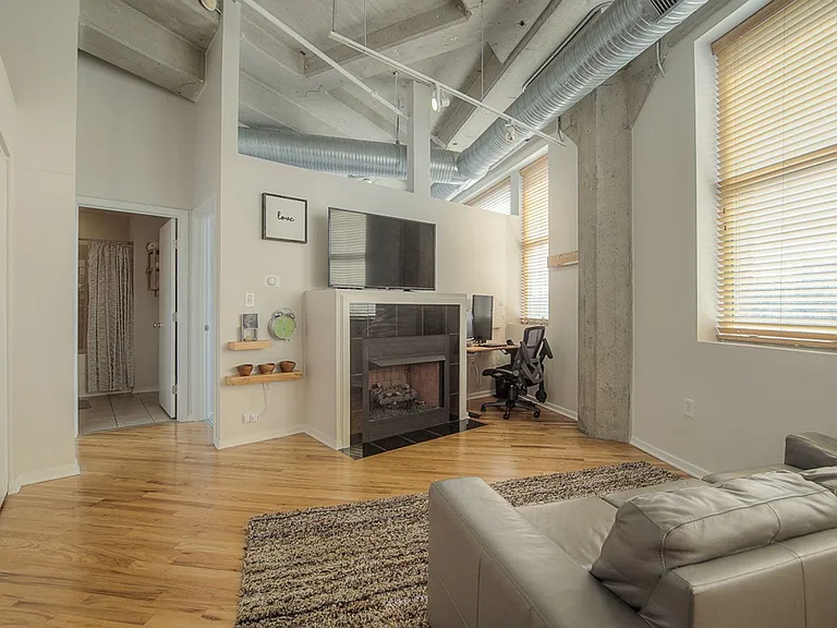 2107 Grand Ave #408 — Photo 21