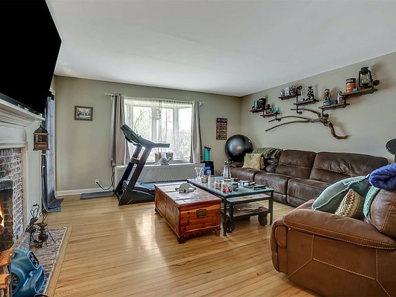3rd image of 57 Girard Ave
