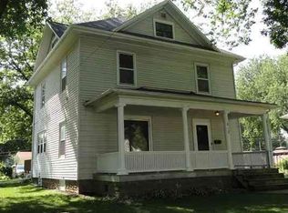 812 Hammond Ave, Waterloo, IA 50702