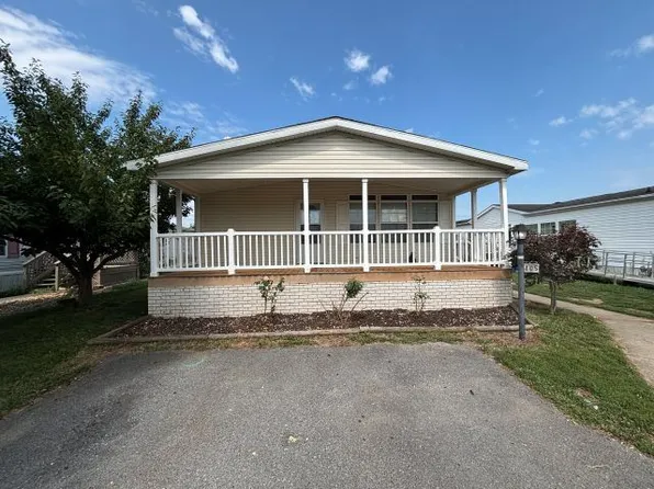 105 Mulligan Ln #C374, Winchester, VA 22603
