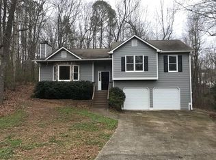 261 Grapevine Dr, Douglasville, GA 30134