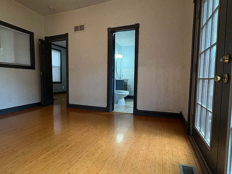 3270 Bell St — Photo 18