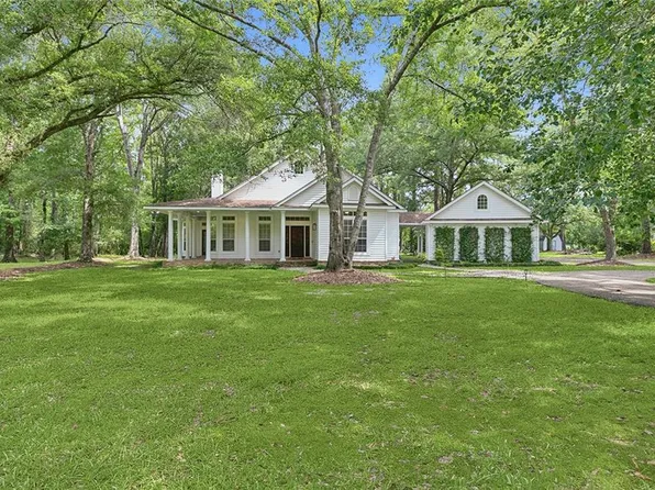 18063 Pheasant Ln, Covington, LA 70435