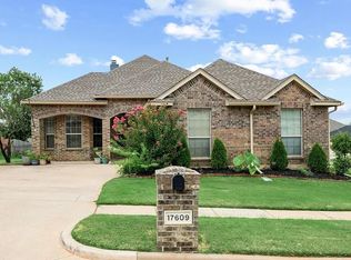 17609 Sunburst Ct, Edmond, OK 73012