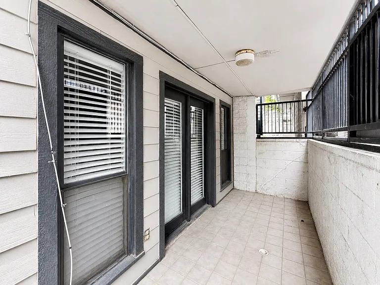 915 NW 7th St #105 — Photo 20