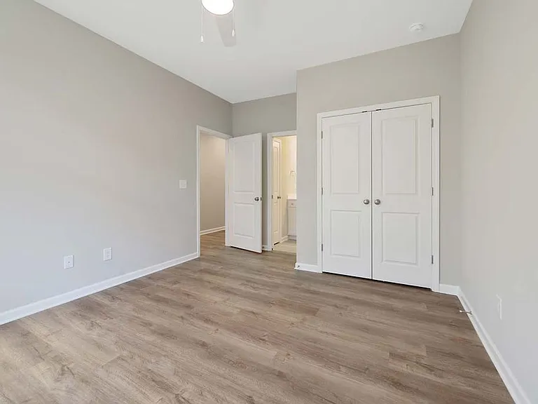 1705 Ballard Dr — Photo 8