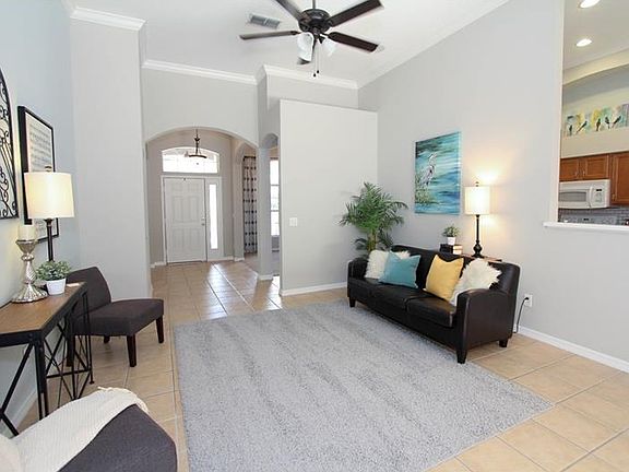 5th image of 9633 Bay Pine Ln