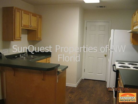 4th image of 6201 Cottage Woods Dr