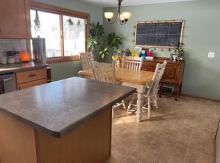 2005 Welhouse Dr, Kaukauna, WI 54130