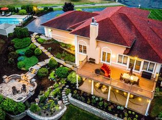 41 Wallace Way, Middlefield, CT 06455