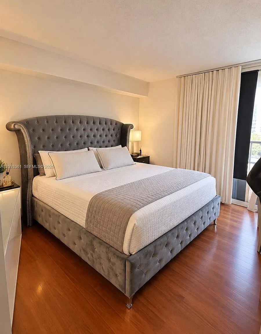 Blue Lagoon Condo — Photo 4