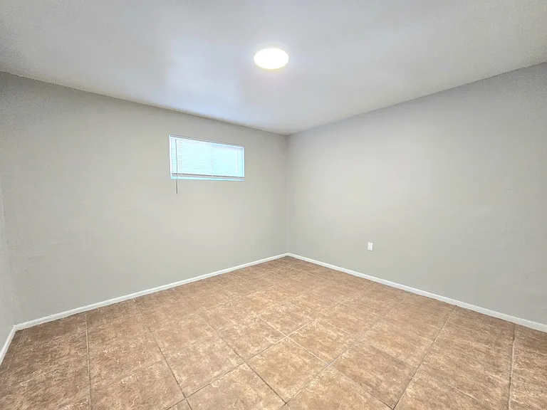 1507 W Tonto St #1 — Photo 14